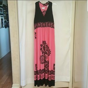 London Times Petite Sleeveless Maxi Dress